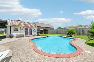 531 Lindale St, Houston, TX 77022 - Photo 4
