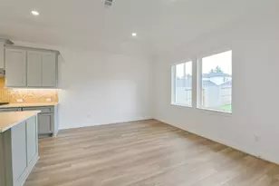 16119 Rustling Woods Rd, Conroe, TX 77302 - Photo 14