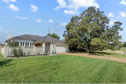 15 Bendwood Drive, Sugar Land, TX 77478 - Photo 2