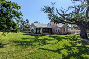 2654 Cos St, Liberty, TX 77575 - Photo 8