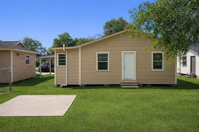 1840 Hebert Street, Beaumont, TX 77705 - Photo 16