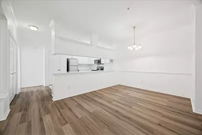 2111 Welch Street #A103, Houston, TX 77019 - Photo 2