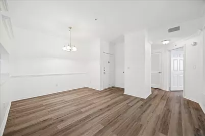 2111 Welch Street #A103, Houston, TX 77019 - Photo 6