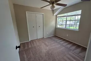 8530 Lake Crystal Dr, Houston, TX 77095 - Photo 24