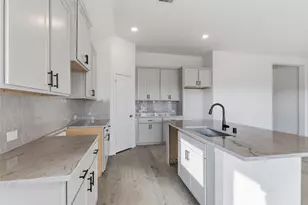 2818 Ruby Laurel Dr, Iowa Colony, TX 77583 - Photo 18