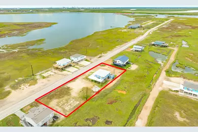 326 Bay Avenue, Surfside Beach, TX 77541 - Photo 8