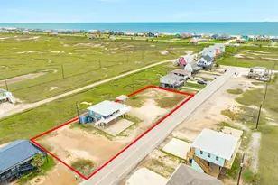 326 Bay Ave, Surfside Beach, TX 77541 - Photo 1