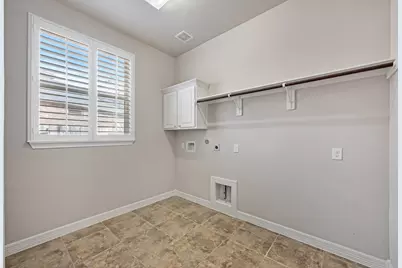 33931 Mill Creek Way, Pinehurst, TX 77362 - Photo 32