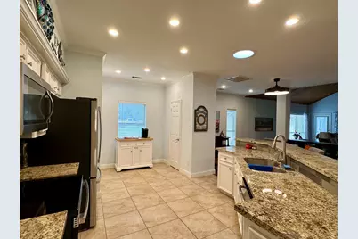 211 Lake Walden Cove, Montgomery, TX 77356 - Photo 12