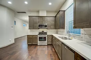 5941 Kansas St, Houston, TX 77007 - Photo 8