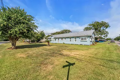 730 S Holmes Street, La Porte, TX 77571 - Photo 30