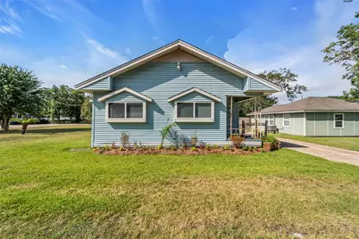 730 S Holmes Street, La Porte, TX 77571 - Photo 4