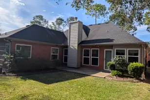 14407 Shannon Ridge Rd, Houston, TX 77062 - Photo 2