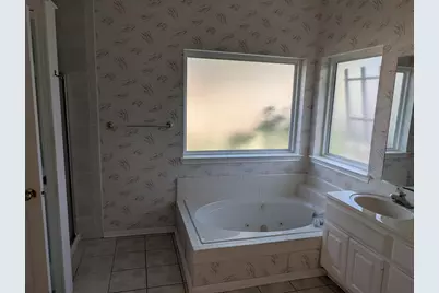 14407 Shannon Ridge Road, Houston, TX 77062 - Photo 10