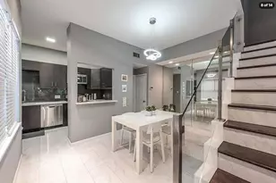 204 Marshall St, Houston, TX 77006 - Photo 6