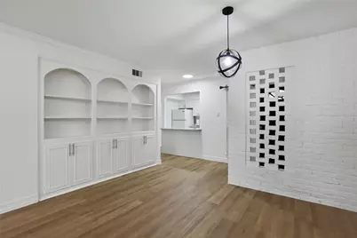 857 Wax Myrtle Lane #4, Houston, TX 77079 - Photo 8