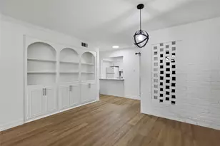 857 Wax Myrtle Ln, Houston, TX 77079 - Photo 8