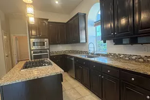 8230 Falling Water Ct, Sugar Land, TX 77478 - Photo 18