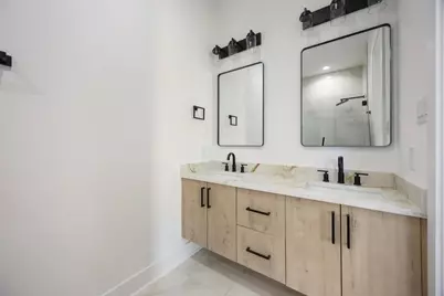 7920 Boy Street #B, Houston, TX 77028 - Photo 12