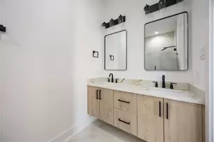 7920 Boy St, Houston, TX 77028 - Photo 12