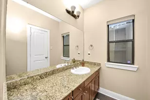 2414 Charleston St, Houston, TX 77021 - Photo 8