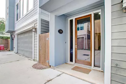 3230 La Branch Street, Houston, TX 77004 - Photo 2