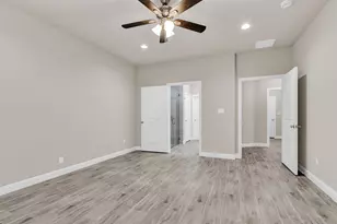 11101 Park Dr, Willis, TX 77378 - Photo 22