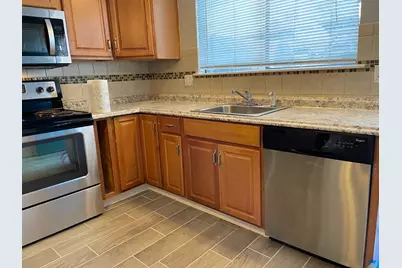 6401 Deihl Road #202, Houston, TX 77092 - Photo 2