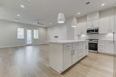 6313 Chelsea Falls Lane, Houston, TX 77008 - Photo 12