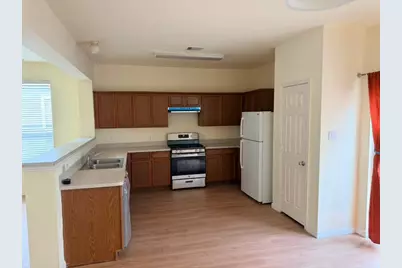 8006 Singing Sonnet Lane, Houston, TX 77072 - Photo 4