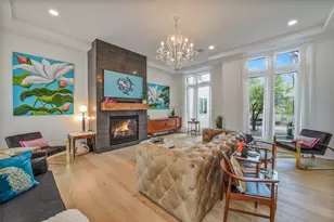 1112 Autrey St, Houston, TX 77006 - Photo 2