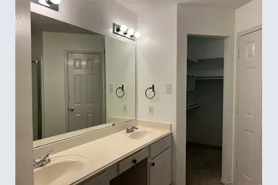 4702 Buescher Court, Pearland, TX 77584 - Photo 8