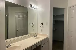 4702 Buescher Ct, Pearland, TX 77584 - Photo 8