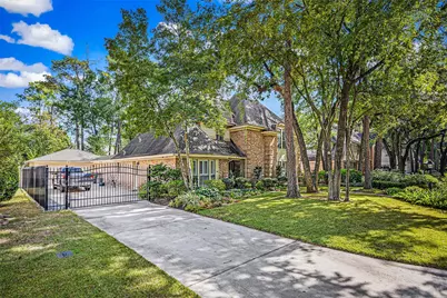 14010 Court Of Regents, Houston, TX 77069 - Photo 2