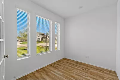 15542 Blue Lake Drive, Mont Belvieu, TX 77523 - Photo 8