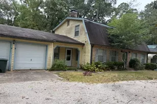 3737 Summer Ln, Huntsville, TX 77340 - Photo 2