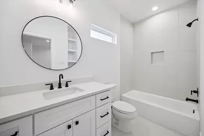 308 E 28th Street, Houston, TX 77008 - Photo 12