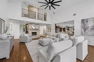 8321 Burkhart Ct, Houston, TX 77055 - Photo 10