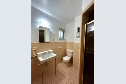 1902 Gillette Street, Baytown, TX 77520 - Photo 32