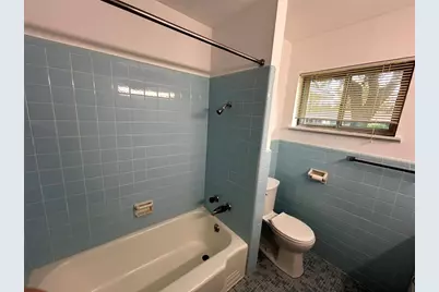 1902 Gillette Street, Baytown, TX 77520 - Photo 24