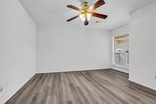 2025 Augusta Dr, Houston, TX 77057 - Photo 22