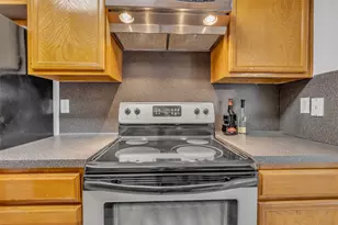 2025 Augusta Dr, Houston, TX 77057 - Photo 14