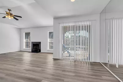 2025 Augusta Drive #304, Houston, TX 77057 - Photo 10