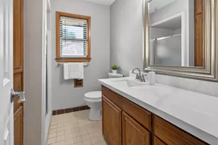 2027 Ottawa Ln, Houston, TX 77043 - Photo 14