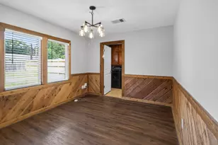 2027 Ottawa Ln, Houston, TX 77043 - Photo 8