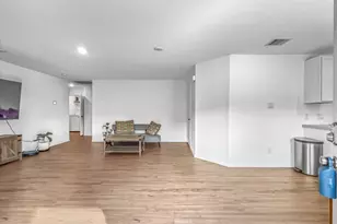 14423 Woodcott Warren Wy, Rosharon, TX 77583 - Photo 4