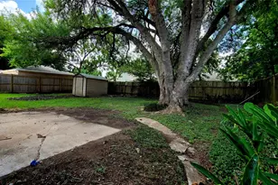 12303 Meadow Berry Dr, Meadows Place, TX 77477 - Photo 6