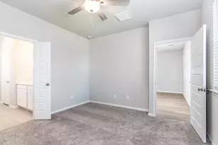 18537 Meadow Point Ln, Conroe, TX 77316 - Photo 14