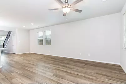 18537 Meadow Point Lane, Conroe, TX 77316 - Photo 10