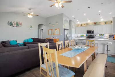 933 Magnolia Lane, Port Bolivar, TX 77650 - Photo 10